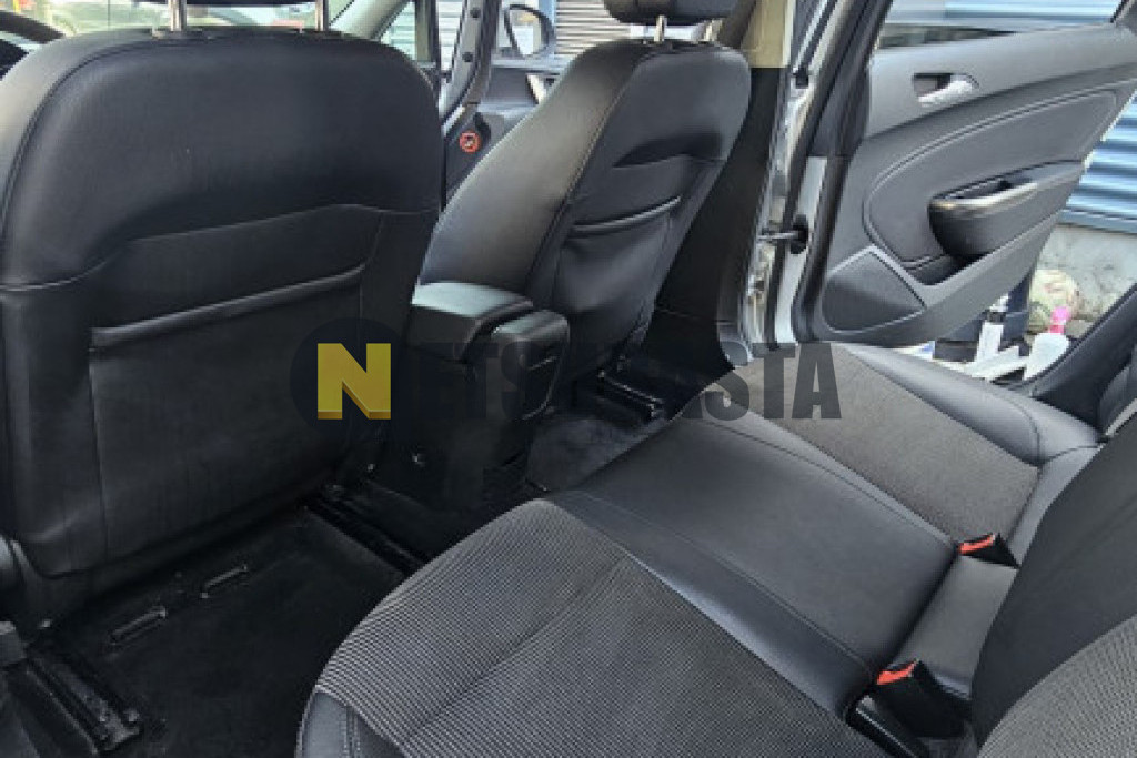 Opel Astra 1.7 CDTi 2011