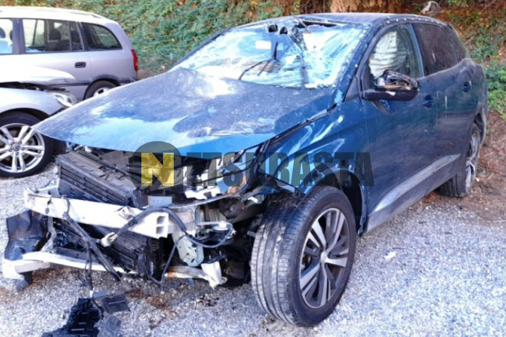Peugeot 3008 1.5 BlueHDi EAT8 2023