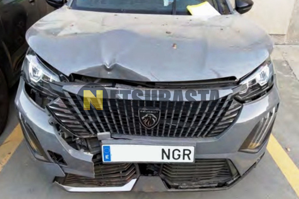 Peugeot 2008 Hybrid 136 e-DCS6 2025