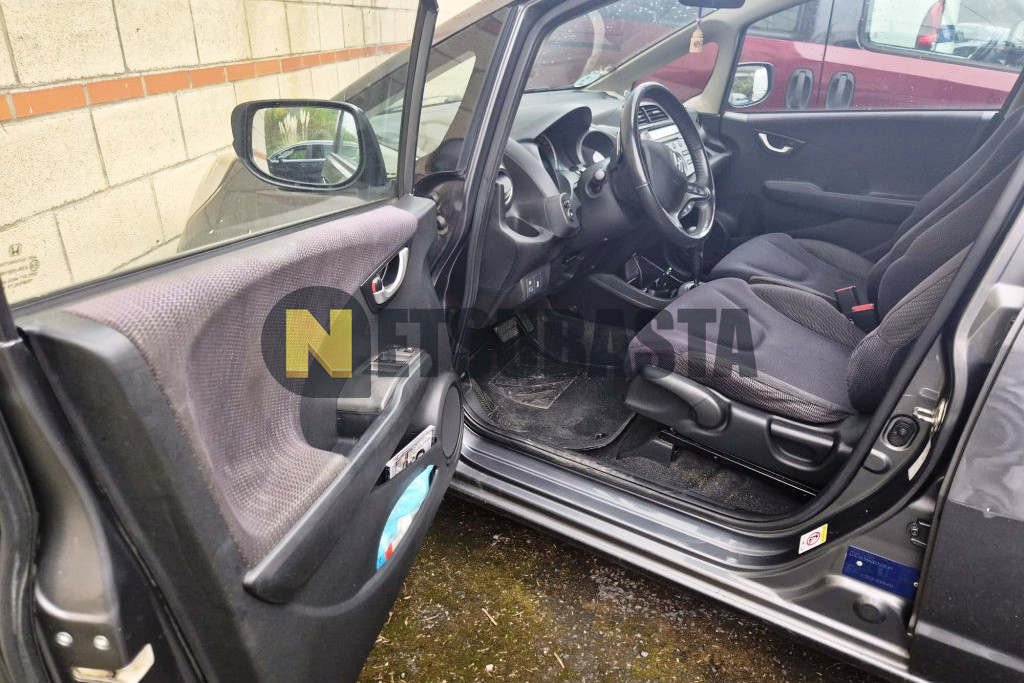 Honda Jazz 1.4 i-VTEC CVT 2014