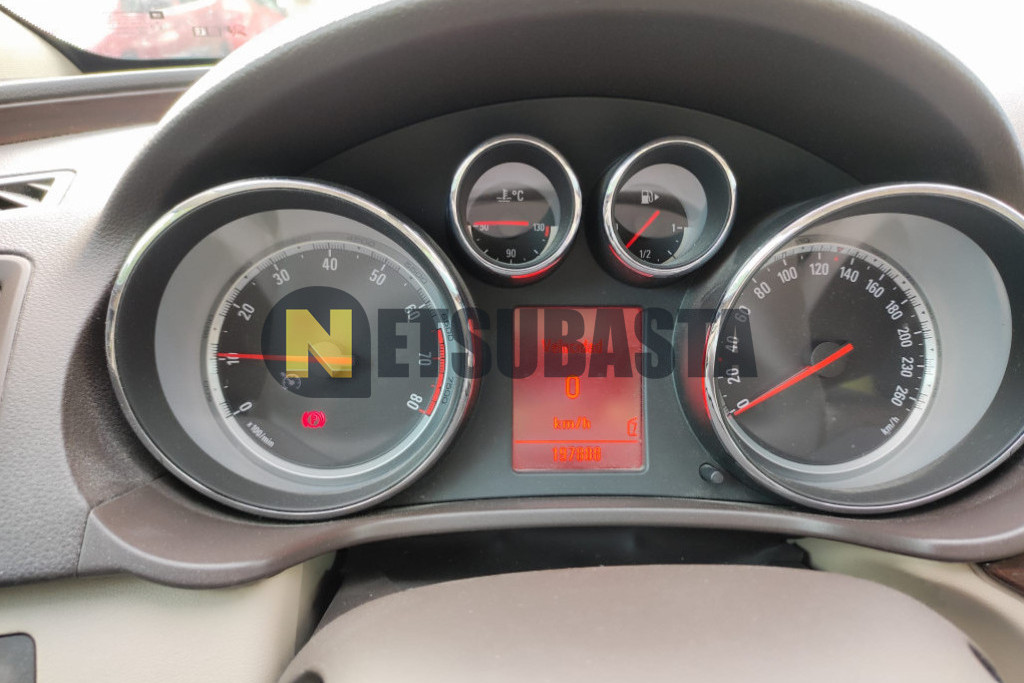 Opel Insignia 1.8 16v 2010