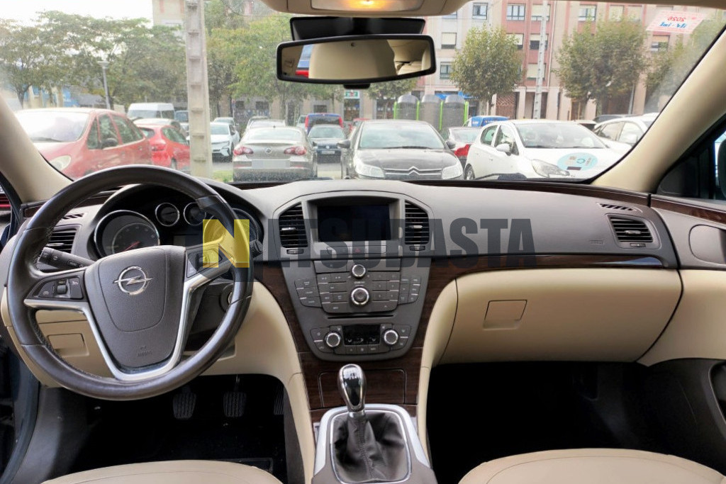 Opel Insignia 1.8 16v 2010