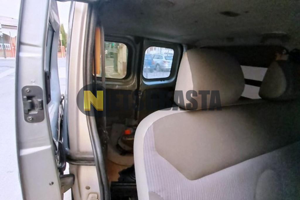 Opel Vivaro Combi 2.0 CDTI 2007
