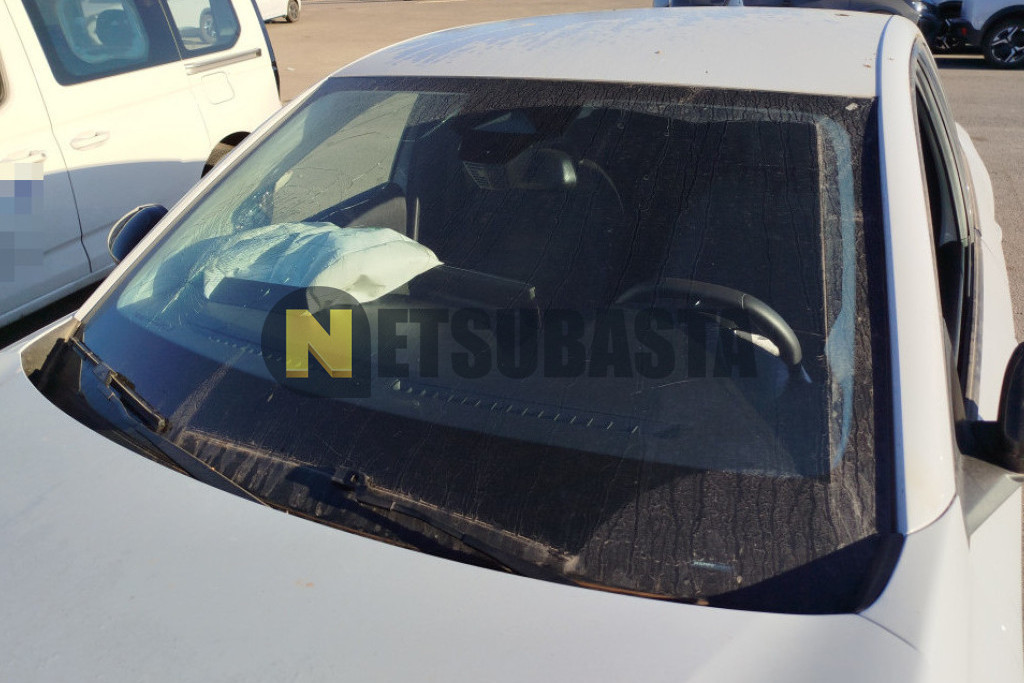 Peugeot 208 1.2 Gasolina 2026