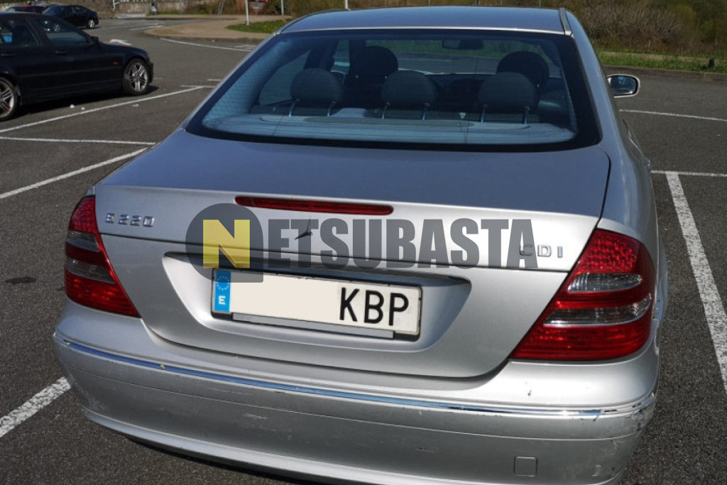 Mercedes-Benz E 220 CDI 2003