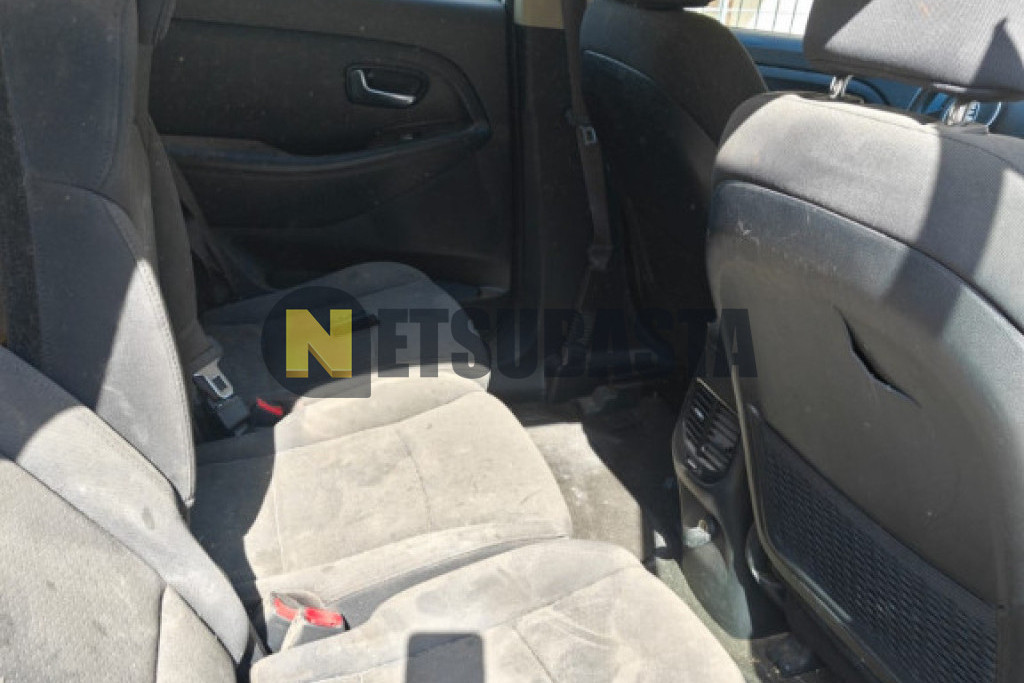 Kia Carens 1.6 GDi 7 plazas 2015
