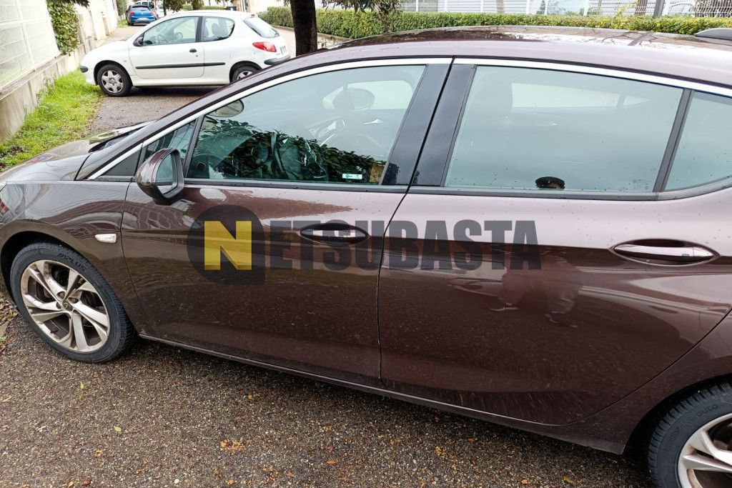 Opel Astra 1.6 CDTi 2015