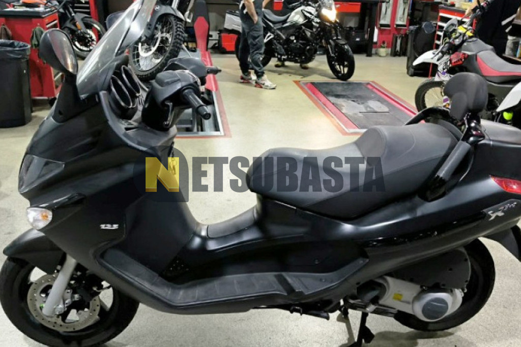 Piaggio X EVO 125 2014