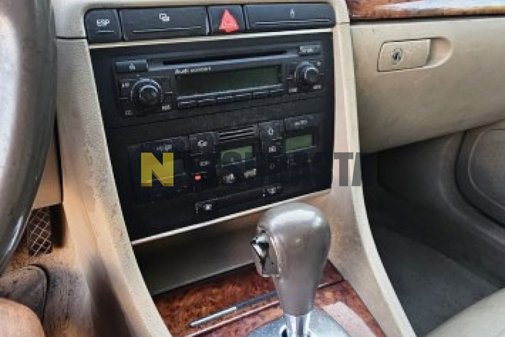 Audi A4 2.4 multitronic 6 vel. 2002