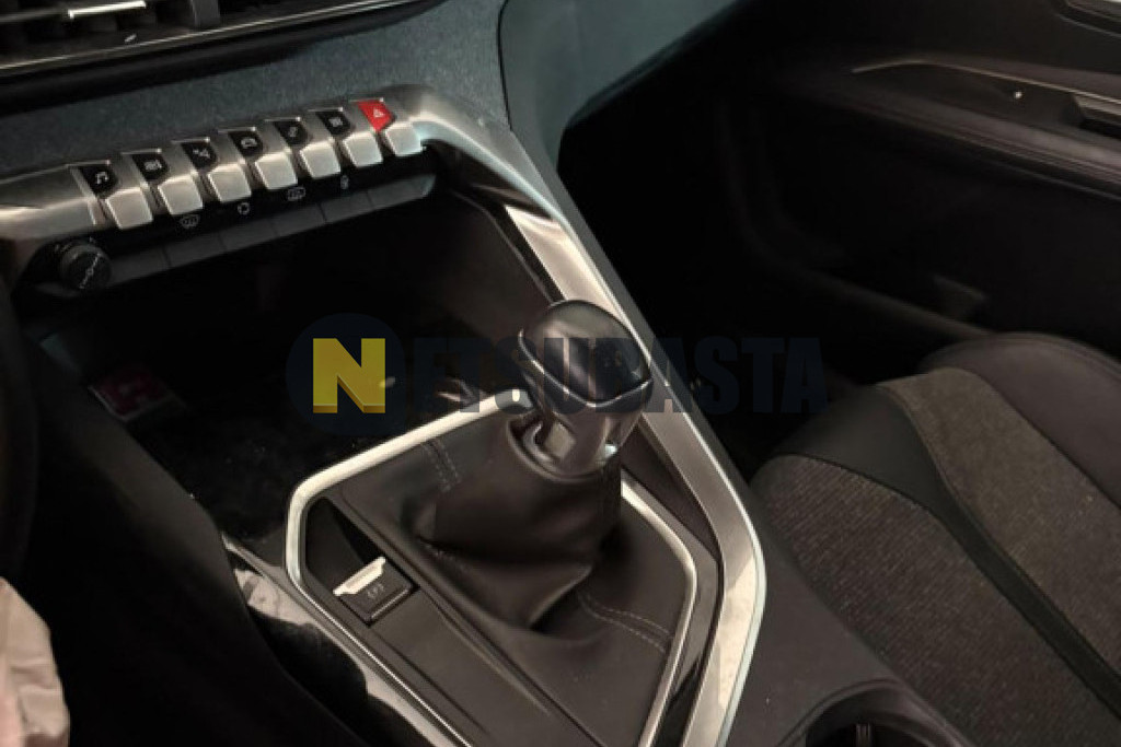 Peugeot 3008 1.5 BlueHDi 2018