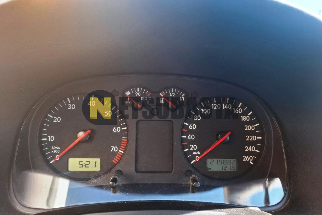 Volkswagen Golf 1.6 2000