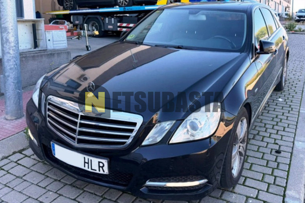 Mercedes-Benz E 220 CDI BlueEFFICIENCY Aut. 2012