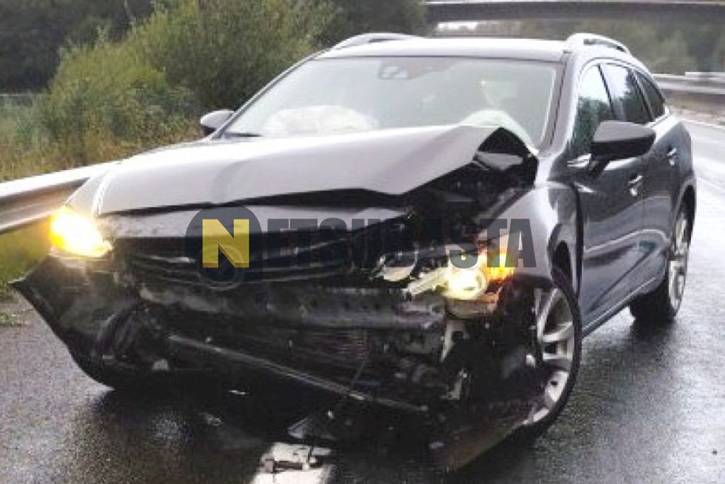 Mazda Mazda6 Wagon SKYACTIV-D 2.2 2014