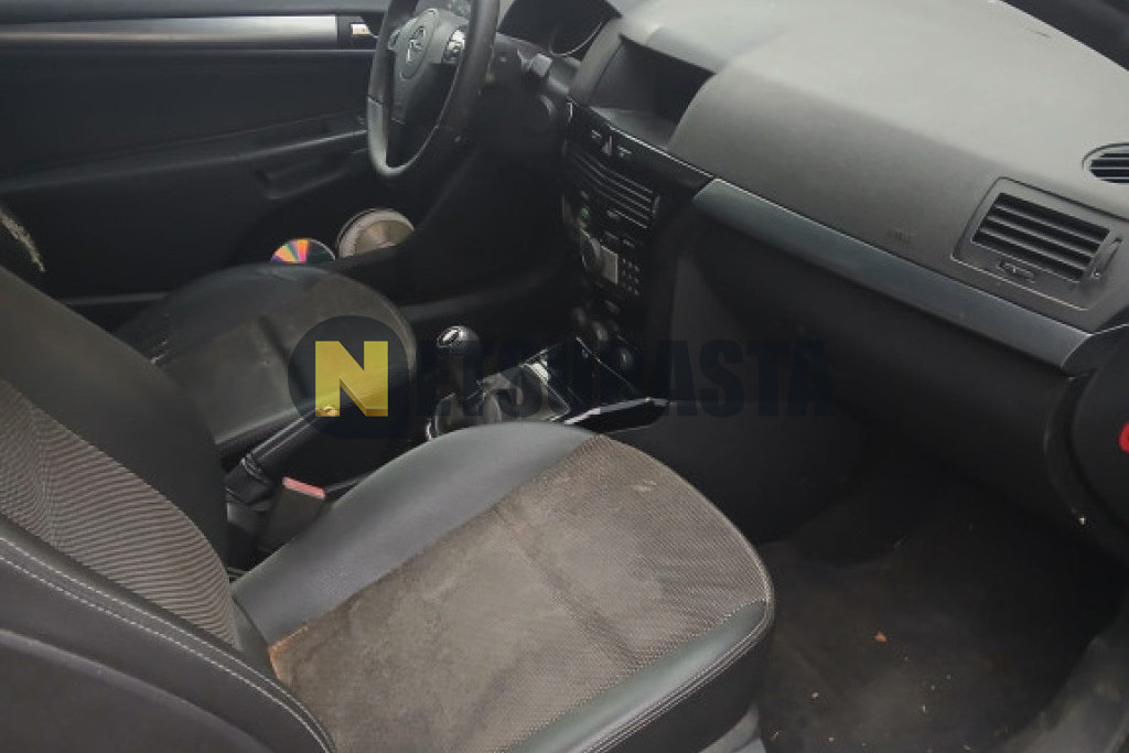 Opel Astra TwinTop 1.9 CDTI 2008