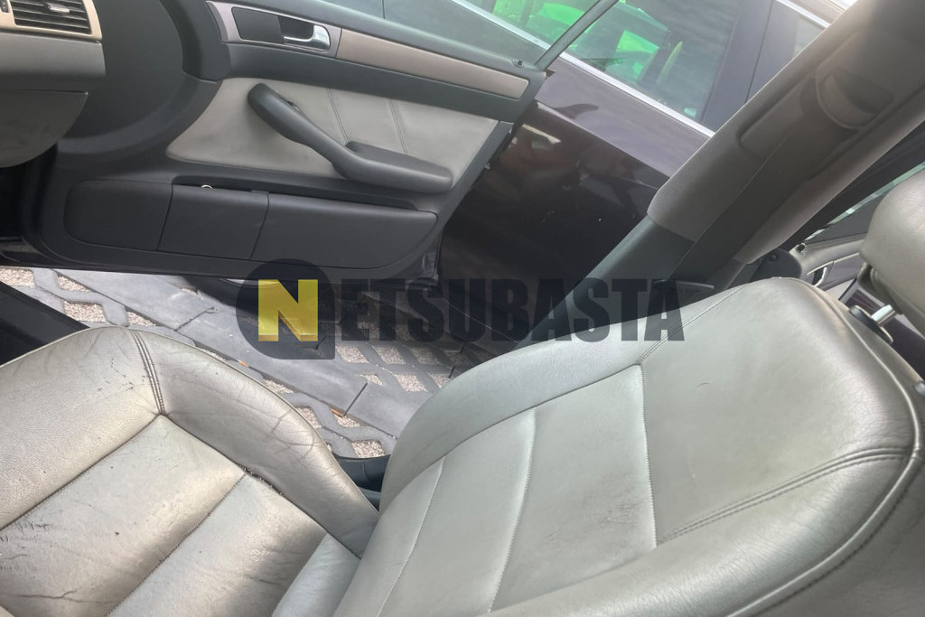 Audi A6 2.4 Triptonic 5 Vel. 2000