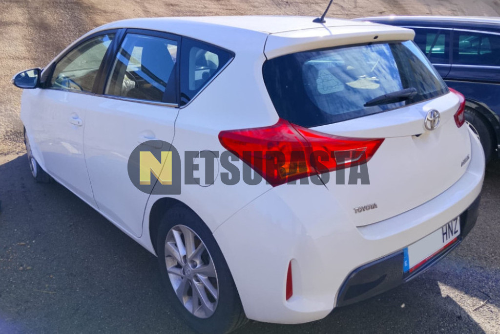 Toyota Auris 2.2 120D 2013