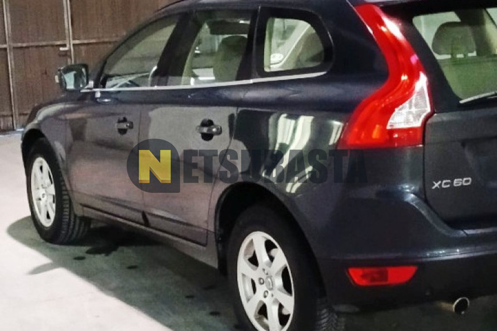 Volvo XC60 D5 AWD Geartronic 2012