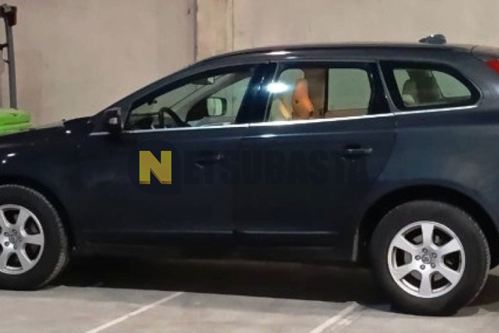 Volvo XC60 D5 AWD Geartronic 2012