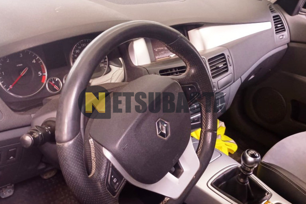 Renault Laguna GT 2.0 dCi 4RD 2009