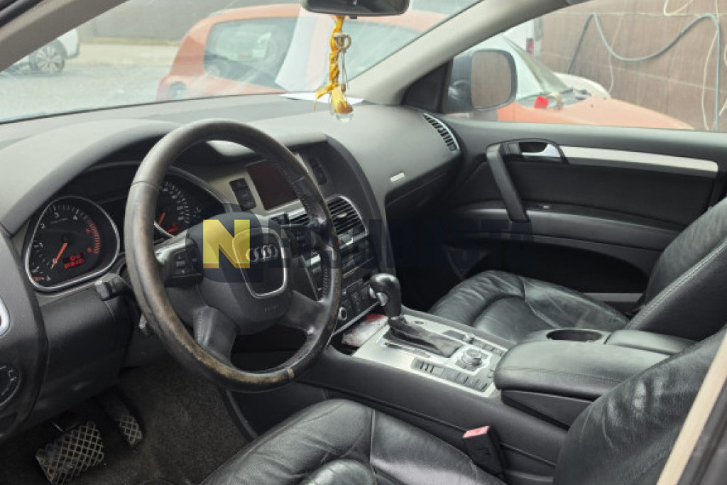 Audi Q7 3.0 TDI quattro tiptronic 6 vel. 2006