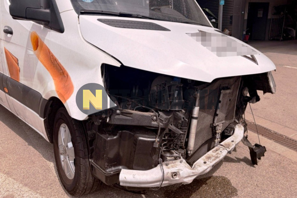 Mercedes-Benz Sprinter Furgón 319 3.0 CDI 2020
