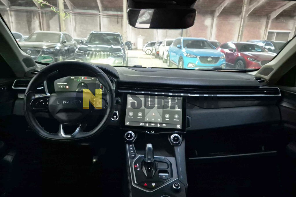 Lynk and Co 01 Híbrido eléctrico 2022