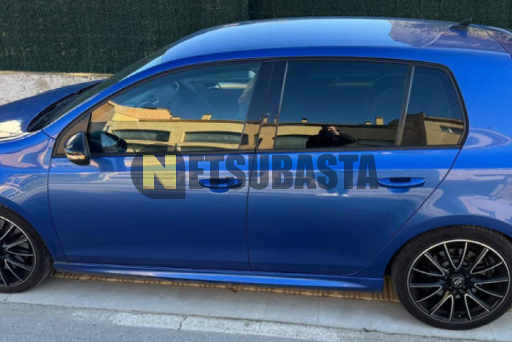 Volkswagen Golf R 2.0 TSI 4Motion DSG 2010