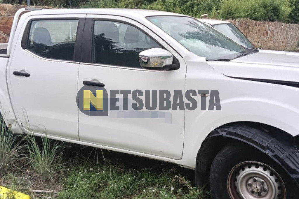 Nissan NP300 Navara Doble Cabina 2.3 dCi 2016