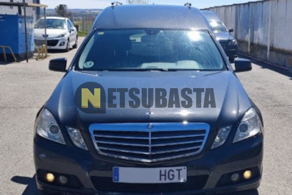 Mercedes-Benz E 220 CDI Estate Aut. Fúnebre 2011