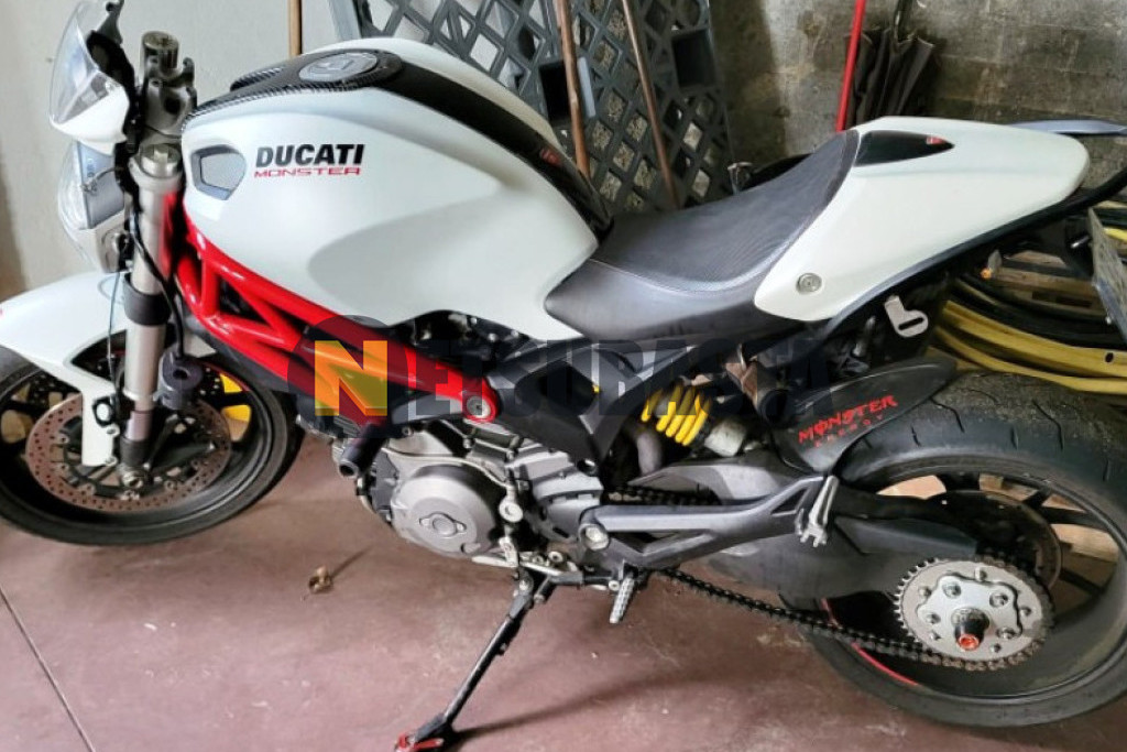 Ducati Monster 796 2010