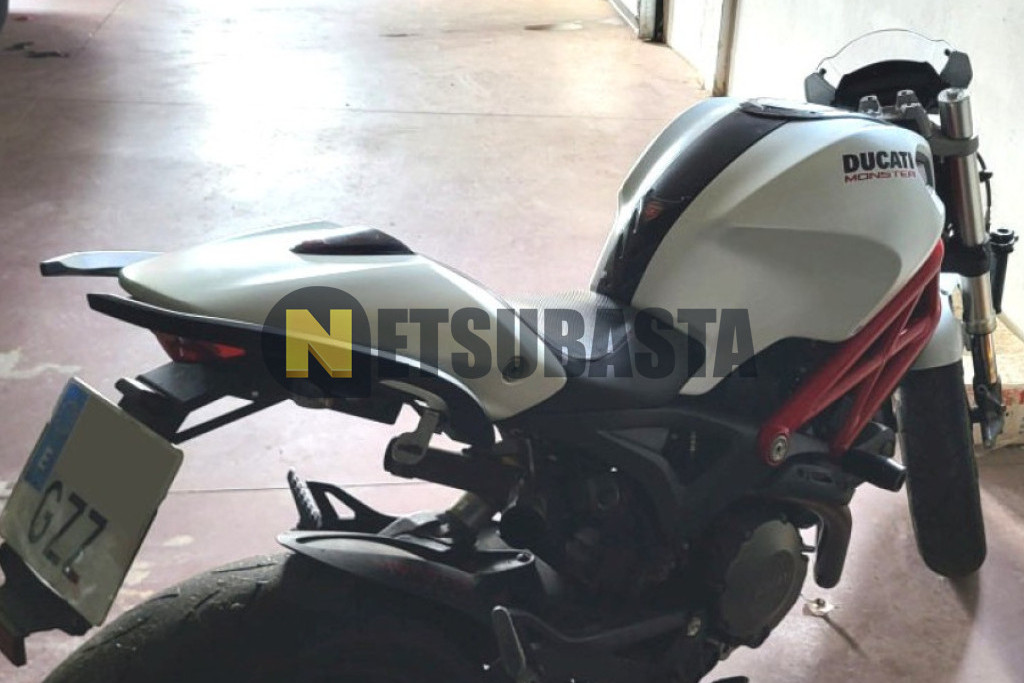 Ducati Monster 796 2010