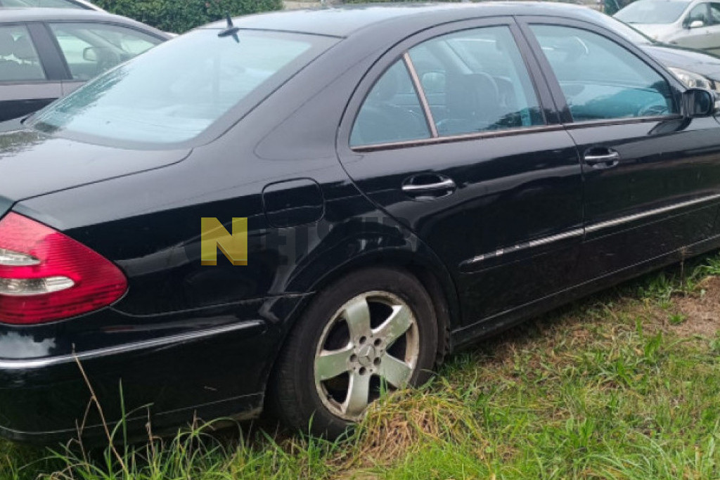 Mercedes-Benz E 270 CDI Aut. 2002