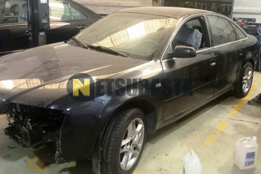 Audi A6 2.5 TDI quattro 6 Vel. 2000