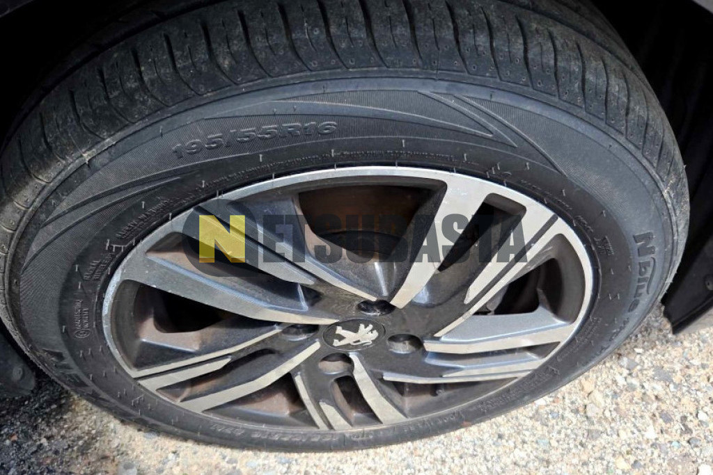 Peugeot 208 1.5 BlueHDi 2022